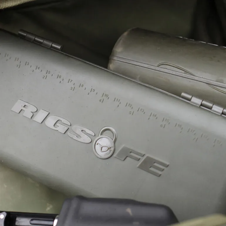 Boîte à bas de ligne carpe korda rigsafe combi
