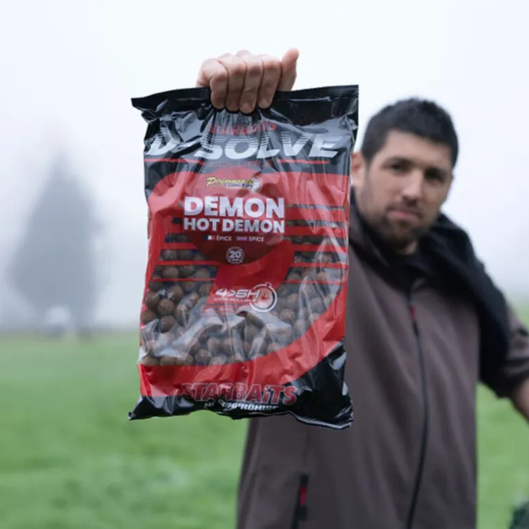 Bouillettes Starbaits PC Hot Demon d-solve 20 mm 2.5 kg